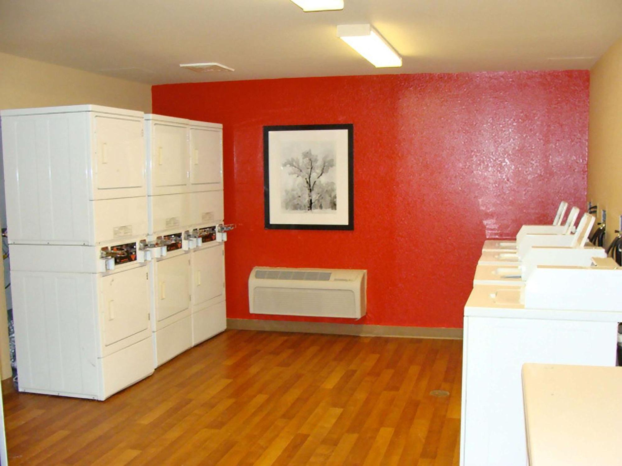 Extended Stay America Suites - Princeton - South Brunswick South Brunswick Terrace Eksteriør bilde