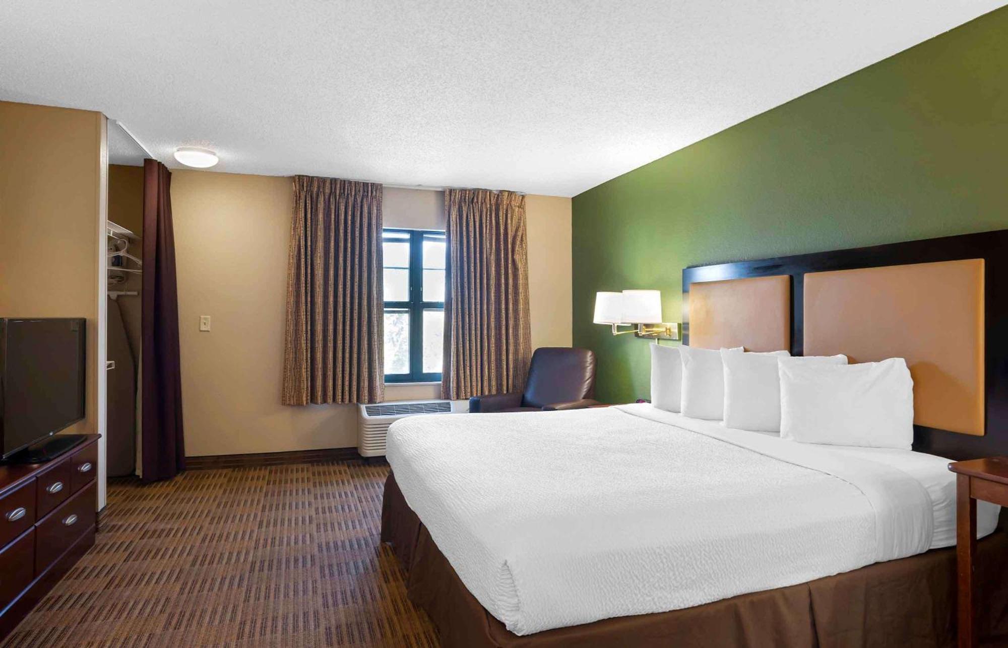 Extended Stay America Suites - Princeton - South Brunswick South Brunswick Terrace Eksteriør bilde