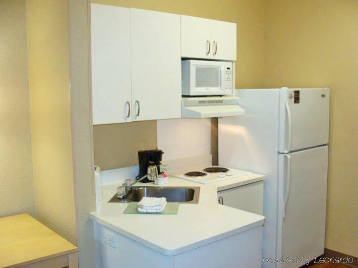 Extended Stay America Suites - Princeton - South Brunswick South Brunswick Terrace Eksteriør bilde